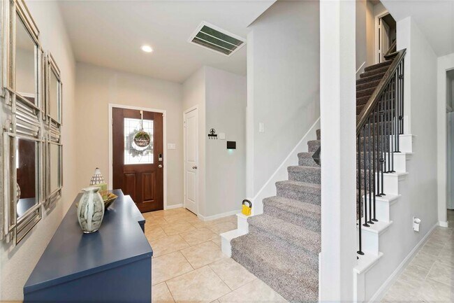 Building Photo - 1415 Woods Lake Ct