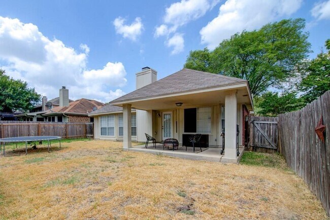 Building Photo - 509 Dusty Leather Ct