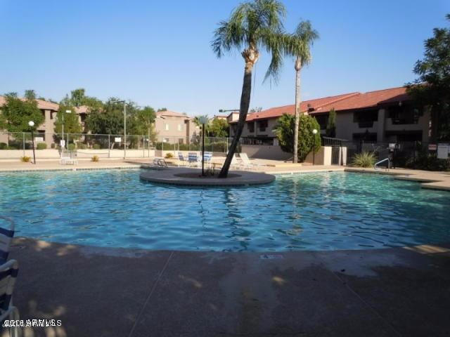 Building Photo - 1351 N Pleasant Dr