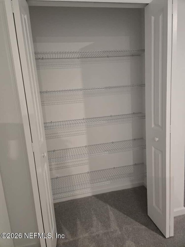 Building Photo - 198 Hubbard Bnd