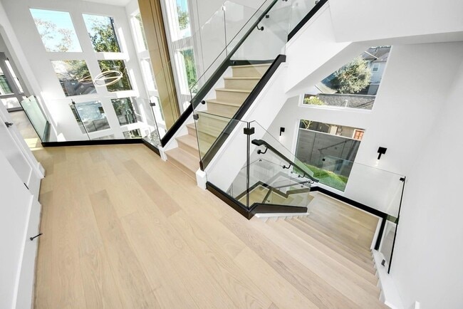 Building Photo - 2232 Swift Blvd