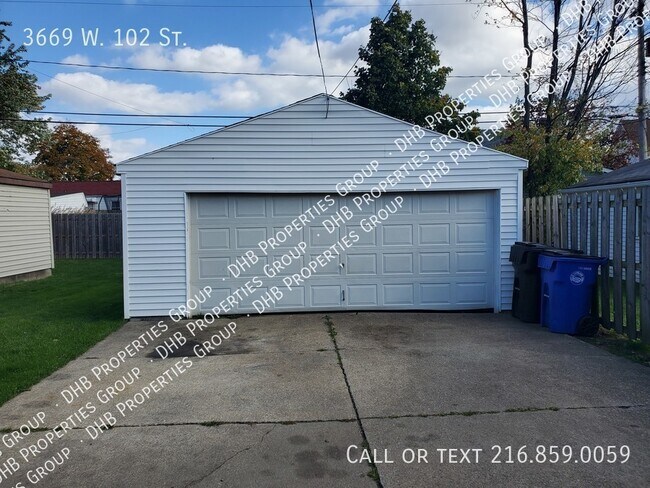 Building Photo - West Park 3/1.5