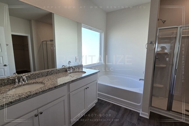 Building Photo - Brand-New 4BR/2BA Home in Hadley Village