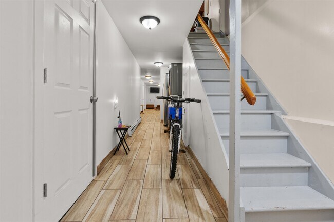 Building Photo - 180 MCADOO Ave