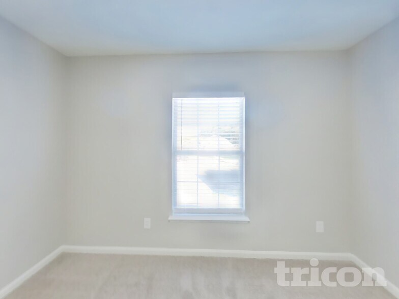 Building Photo - 2882 Spoonbill Trail