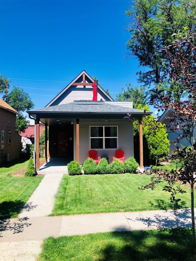 Primary Photo - 2951 S Lincoln St