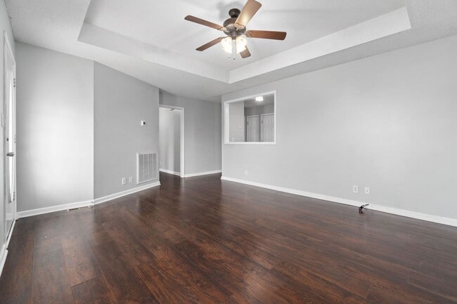 Building Photo - Updated Three Bedroom Ranch!