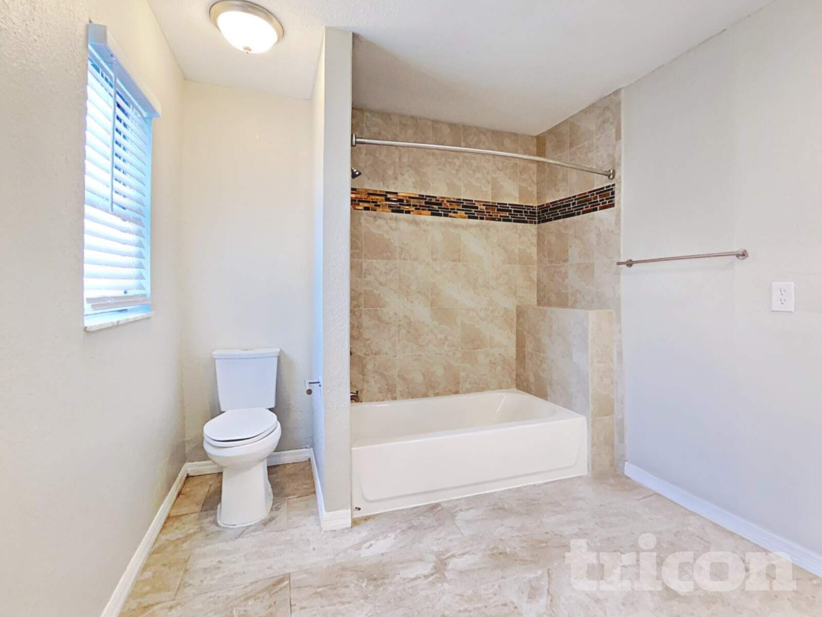 Building Photo - 801 Maraval Ct