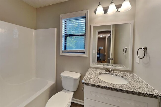Building Photo - 4841 Chapelle Ct
