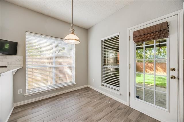 Building Photo - 1409 High Crest Dr