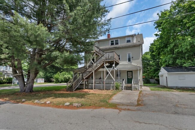 Building Photo - 39 Hope St