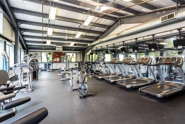 Building Photo - Modern 3-Bed in The Bridges with Community...
