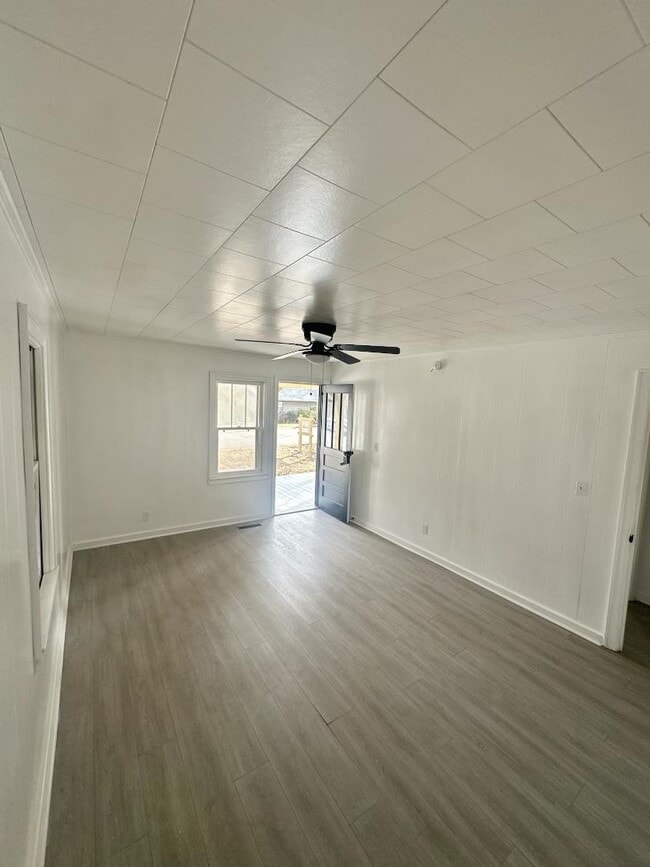 Building Photo - 138 Busha St