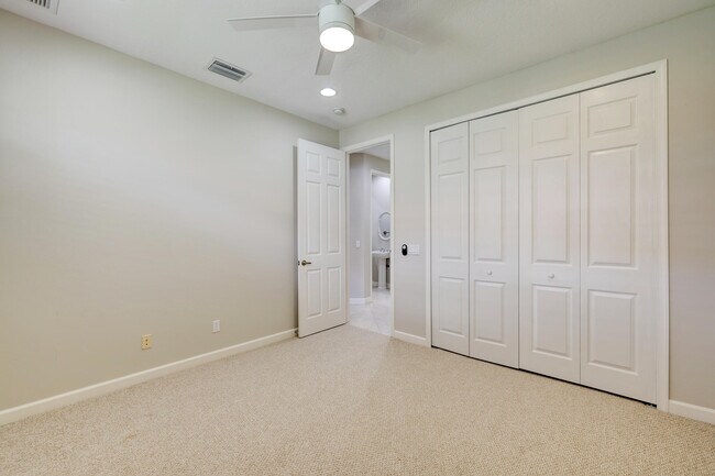 Building Photo - 8908 Champions Way