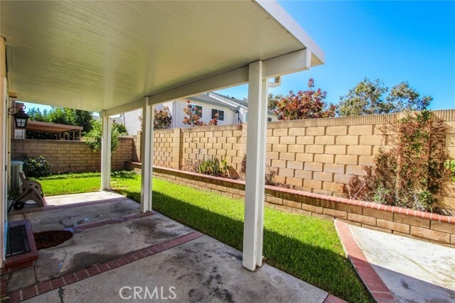 Building Photo - 655 Roscoe St