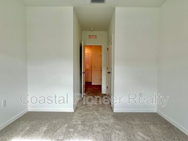 Building Photo - 3514 White Dandelion Ct