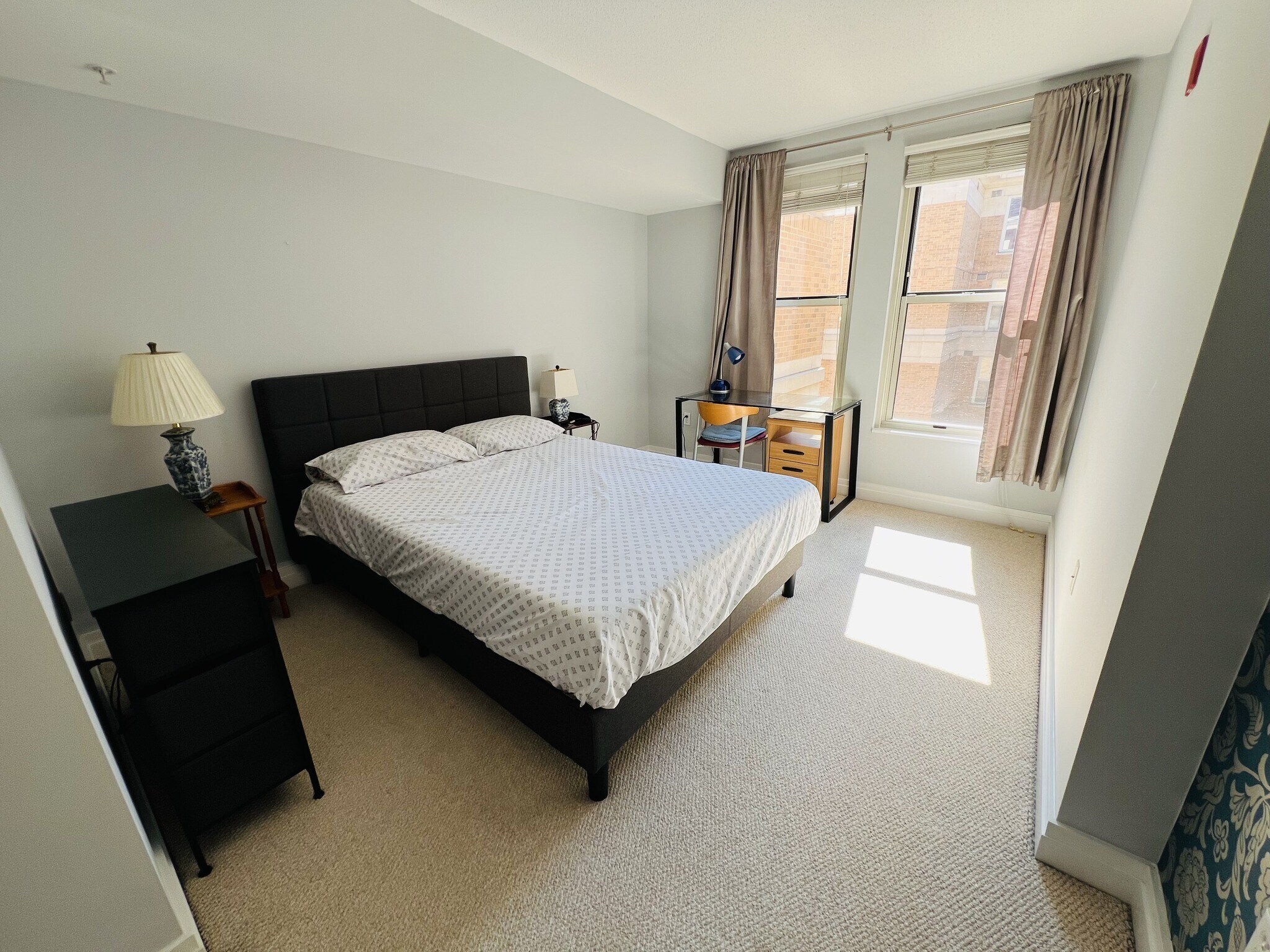 Building Photo - 915 E St NW