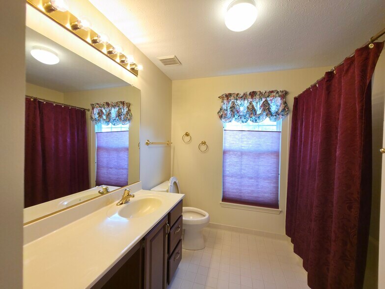 Building Photo - 15803 Lautrec Ct