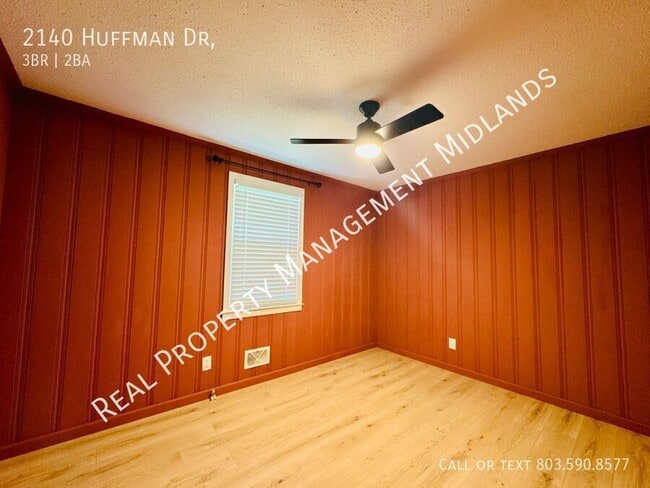 Building Photo - 2140 Huffman Dr