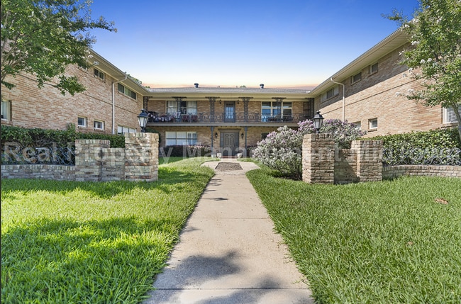 Building Photo - Live Elevated in the Heart of Viridian – S...