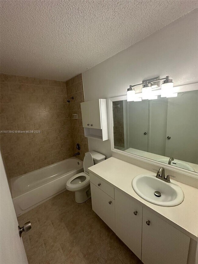 Building Photo - 2690 W 76th St
