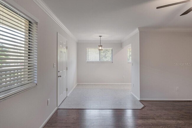 Building Photo - 11802 Raintree Lake Ln