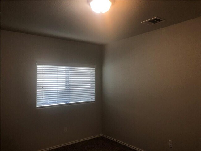 Building Photo - 188 Brockston Dr
