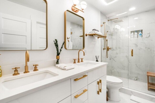 Building Photo - 1046 Wiley Bridge Rd