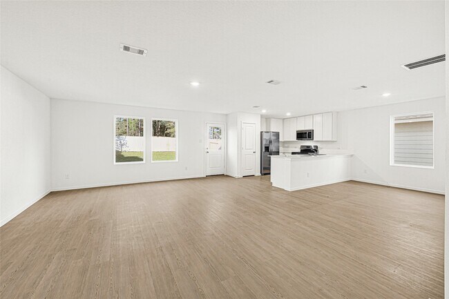 Building Photo - 509 Roserun Dr