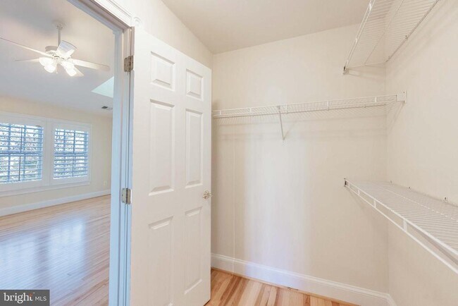 Building Photo - 2303 Sawtooth Oak Ct