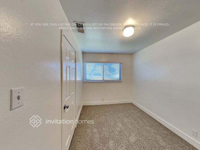 Building Photo - 8158 Lichen Dr