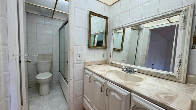 Building Photo - 2901 NW 47th Terrace