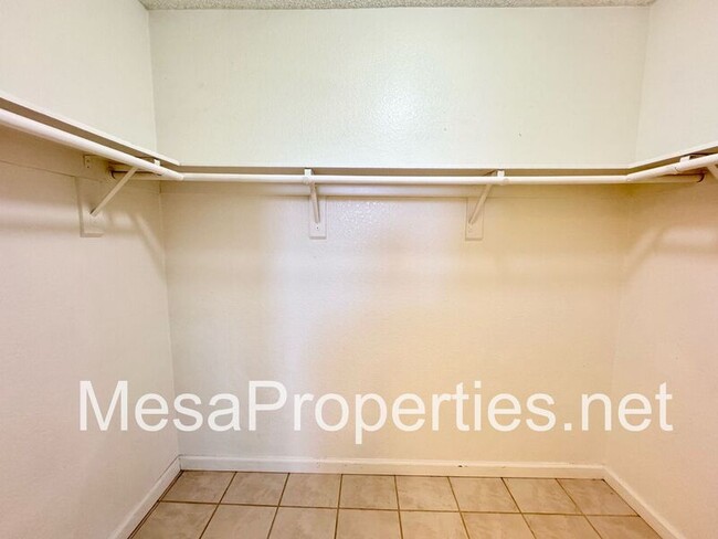 Building Photo - 13667 Gemini St