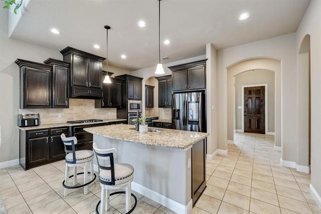 Building Photo - 7148 Chelsea Dr