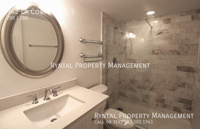 Building Photo - 942 La Costa Cir