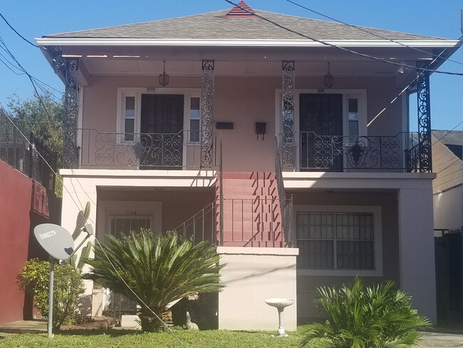 Building Photo - 3521 General Taylor St