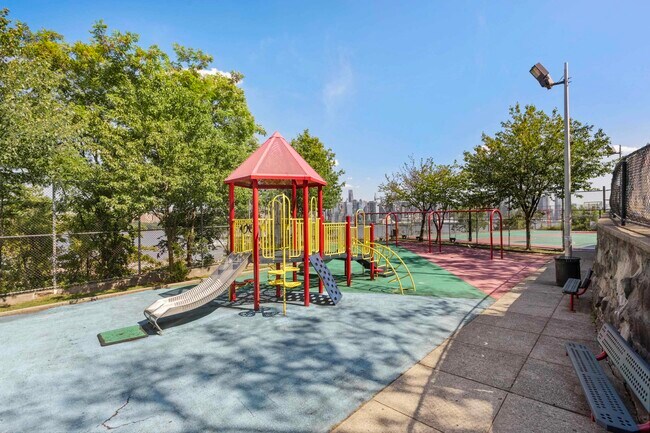 Building Photo - 6209-6215 JFK Blvd E