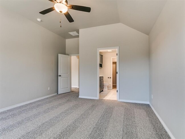 Building Photo - 12028 Rockbed Dr