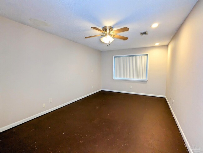 Building Photo - 6302 Keating Rd
