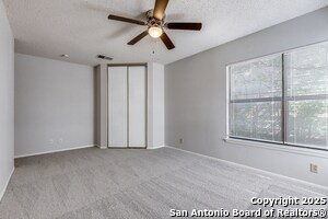 Building Photo - 10323 Country Vista