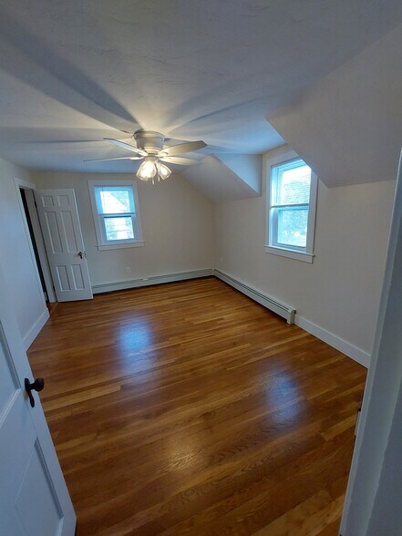 Master bedroom - 1 Dunklee St
