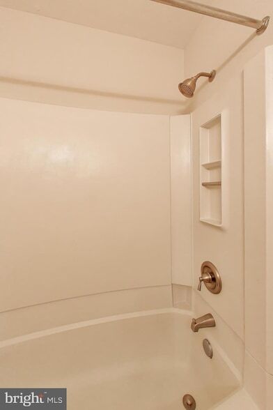 Building Photo - 8205 Whispering Oaks Way