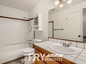 Building Photo - 3bed/1bath Half Duplex in Westminster