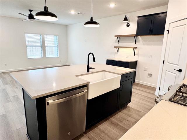 Building Photo - 535 Meadowlark Dr