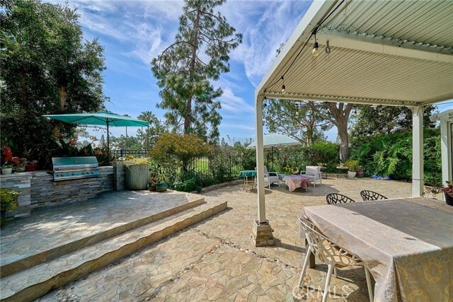 Building Photo - 2620 Cypress Point