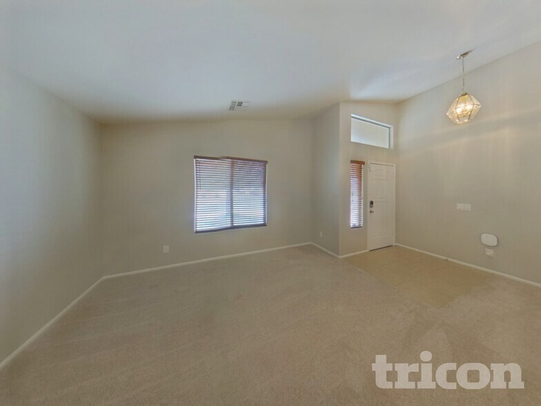 Building Photo - 41334 W Hayden Dr