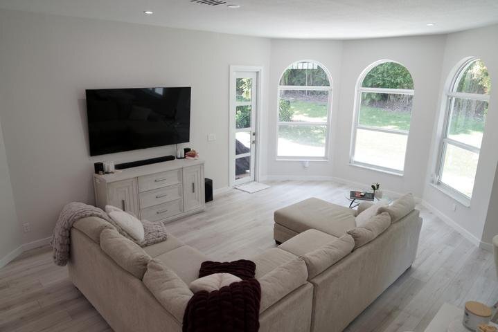 Building Photo - 5725 Via De La Plata Cir