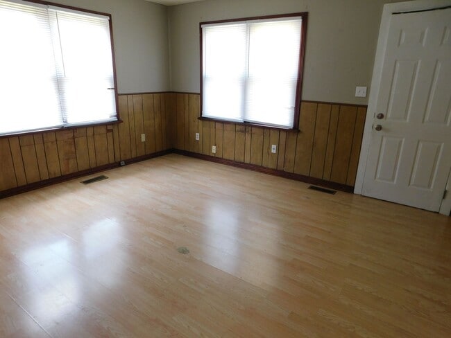 Building Photo - 1 Bedroom duplex in Augusta, w/ Ramp!
