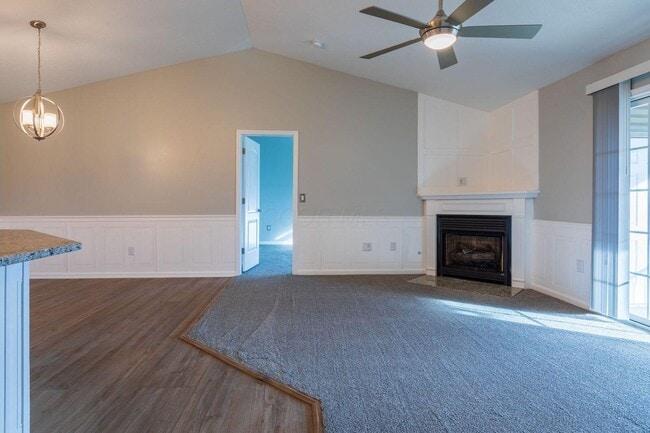 Building Photo - 8081 Crane's Crossing Dr