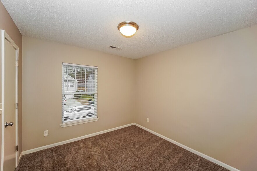 Building Photo - 5104 Oak Pasture Ln